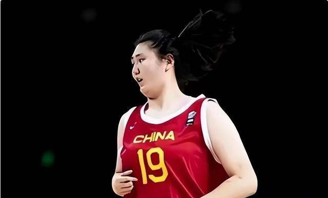 4斗4枪最新，战术革新与竞技趋势